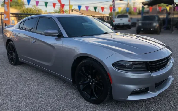 Dodge Charger V6 2018