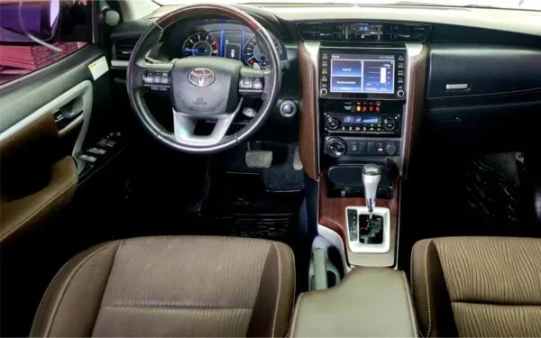 Toyota Fortuner 2020