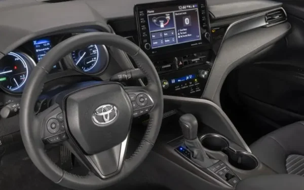Toyota Camry 2023