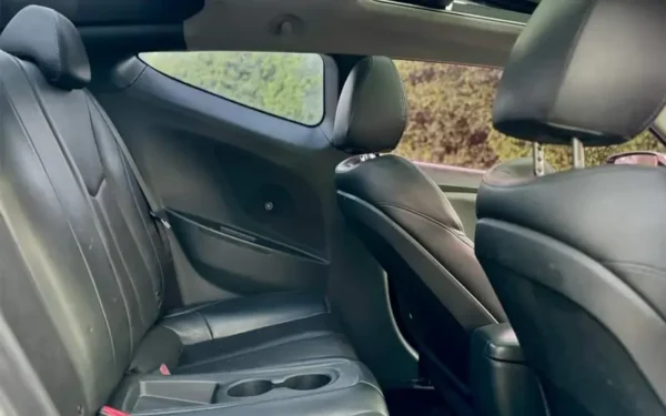 Hyundai Veloster 2021