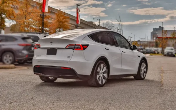 Tesla Model Y Long Range