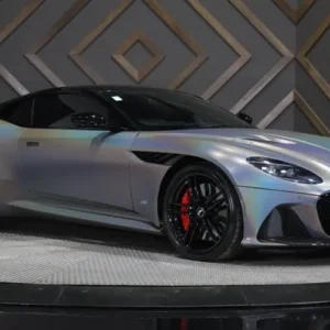 Aston Martin DBS 2020