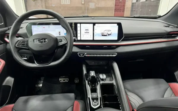 Geely Coolray 2024