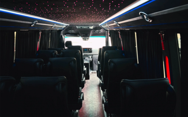 Mercedes Benz Sprinter 2022
